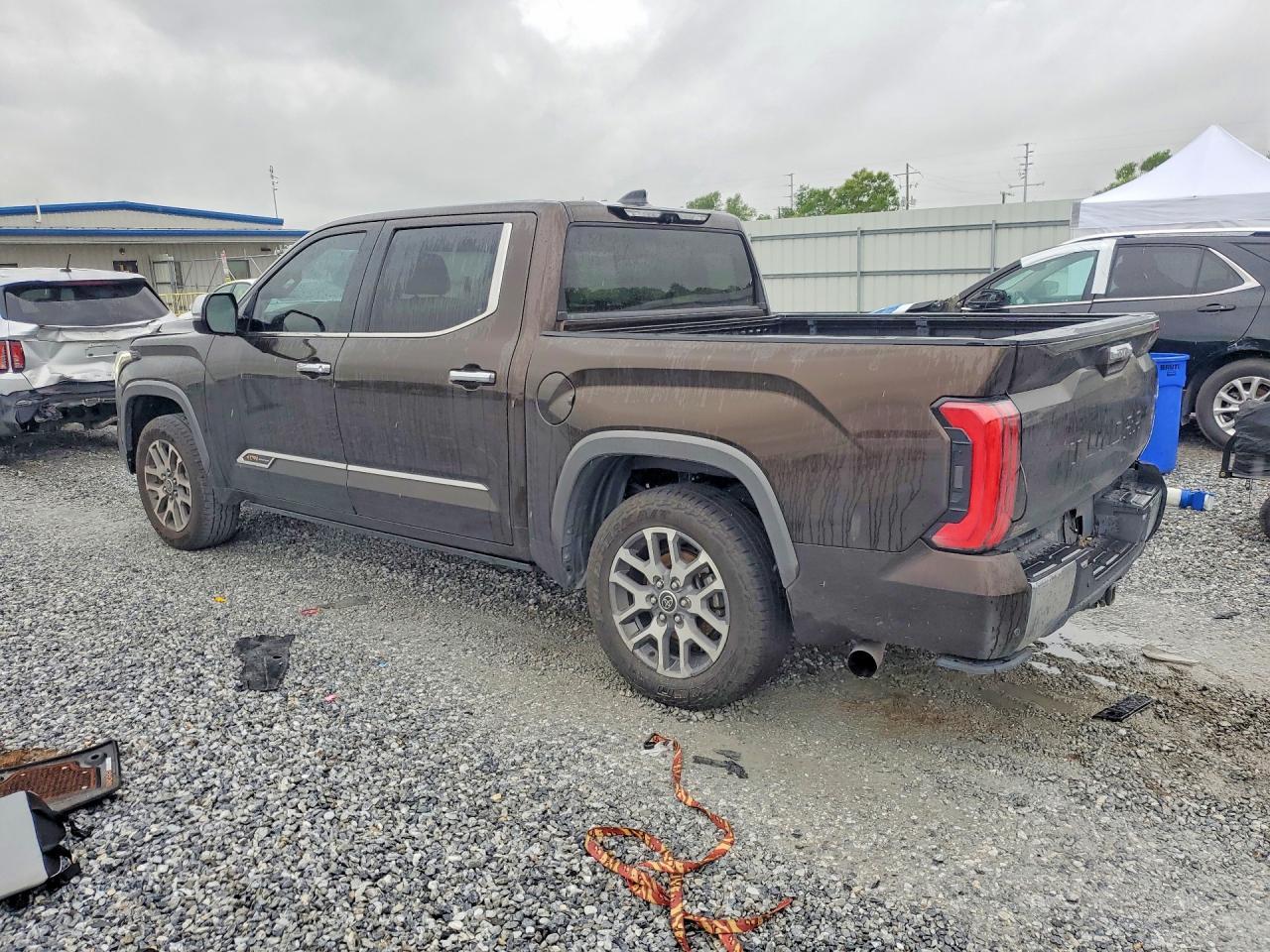 2022 Toyota Tundra 1794 Edition - Фото 2