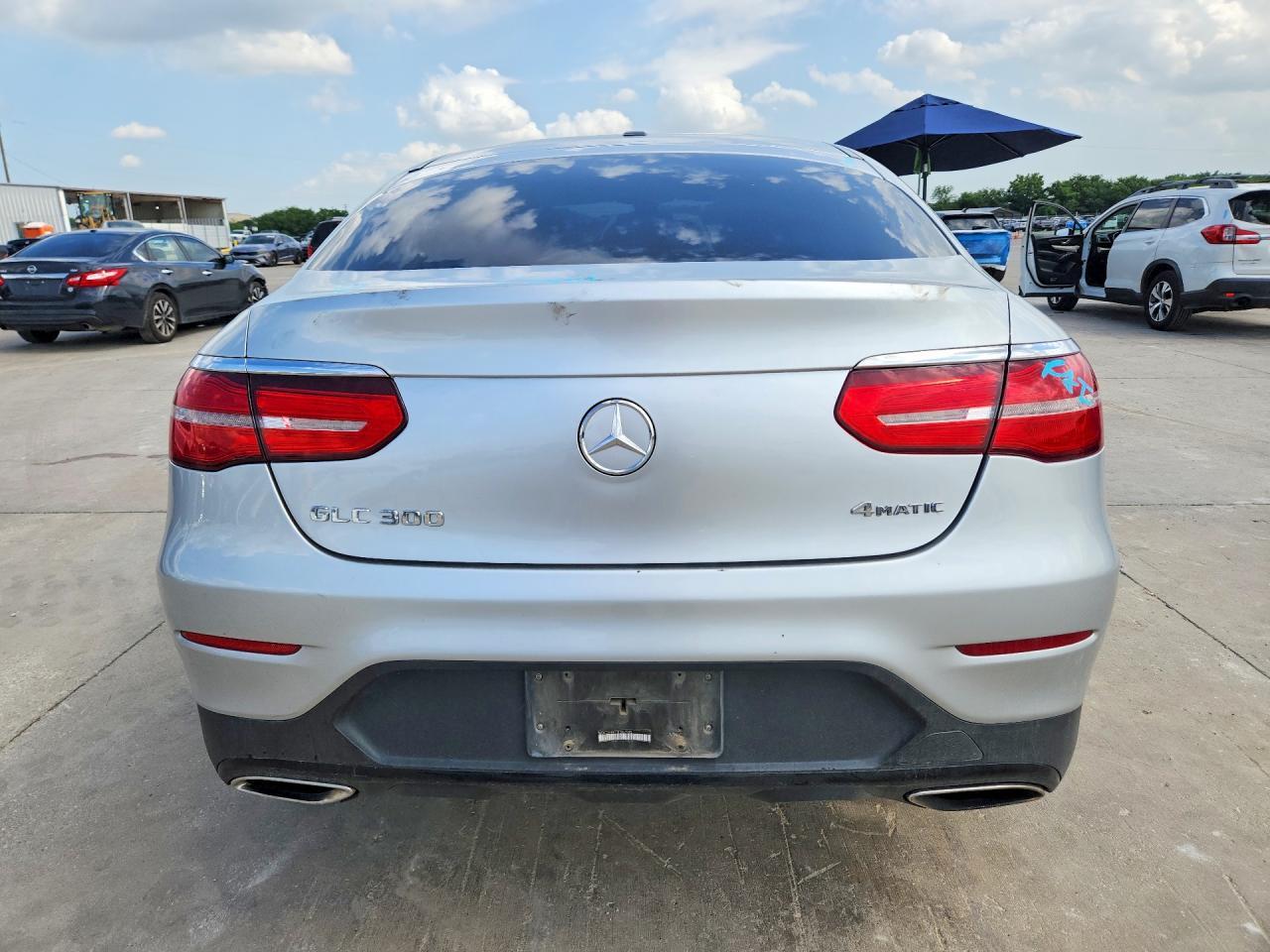2019 Mercedes-Benz Glc Coupe 300 4Matic - Image 6