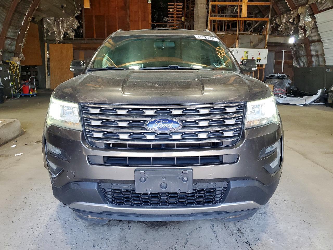2017 Ford Explorer Xlt - Image 5