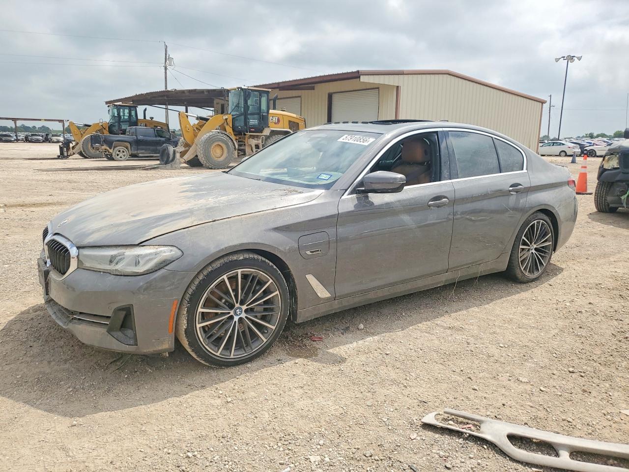 2022 BMW 530E