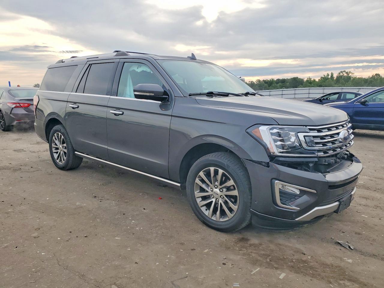 2018 Ford Expedition Max Limited - Image 4