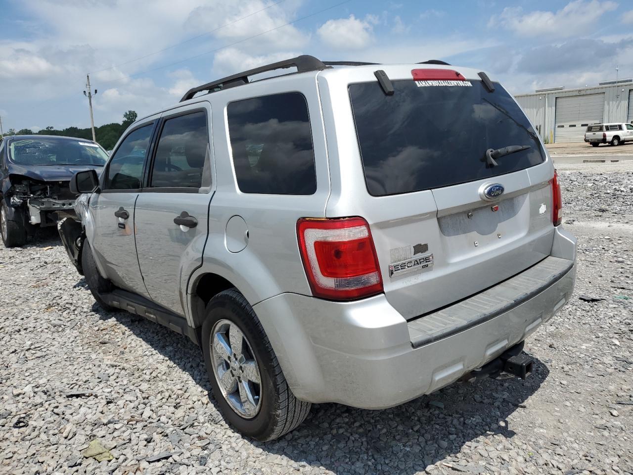 2009 Ford Escape Xlt - Image 2