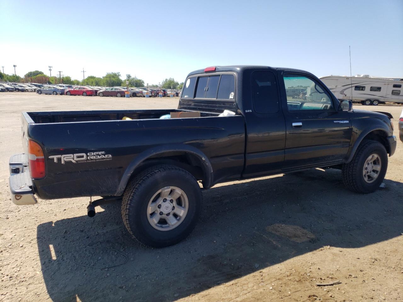 1999 Toyota Tacoma Xtracab - Image 3
