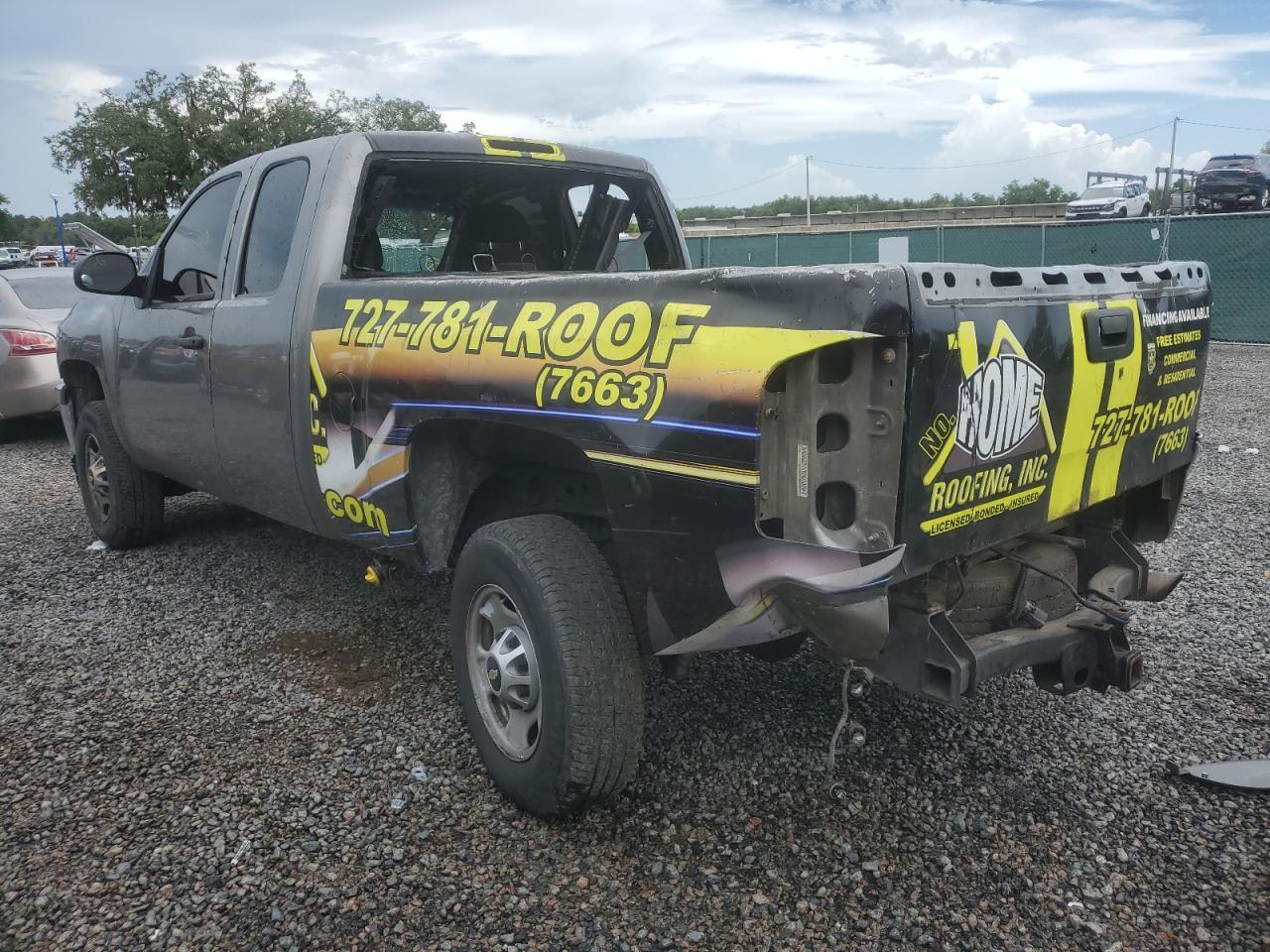2013 Chevrolet Silverado K2500 Heavy Duty - Image 2