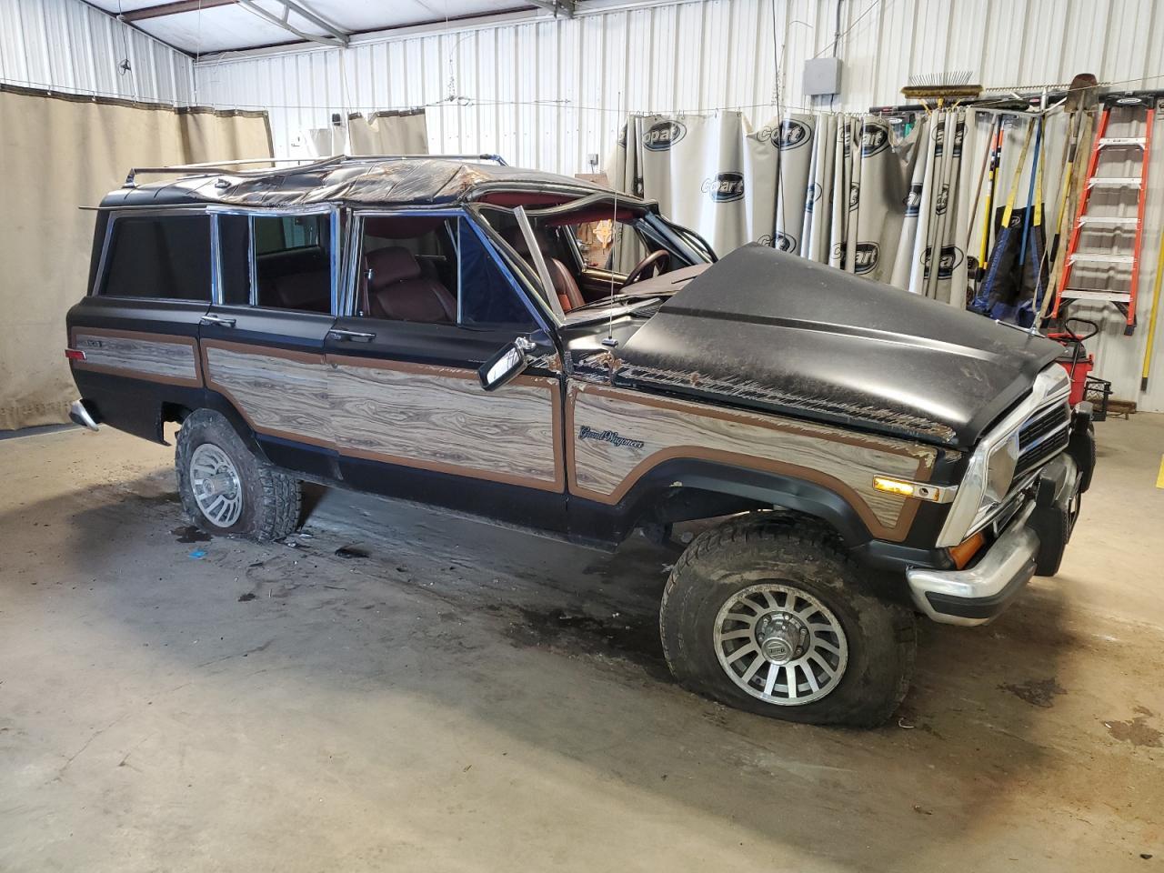 1988 Jeep Grand Wagoneer - Фото 4