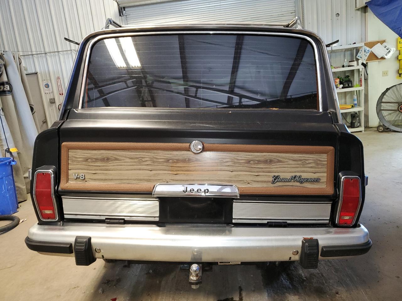 1988 Jeep Grand Wagoneer - Фото 6