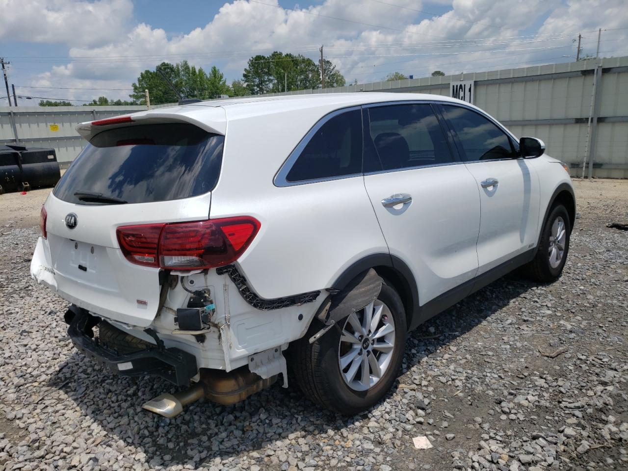 2019 Kia Sorento L - Image 3