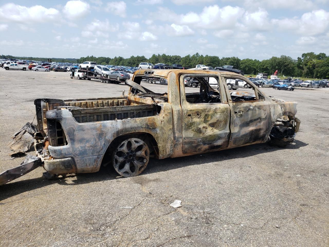 2022 Ram 1500 Limited - Фото 3