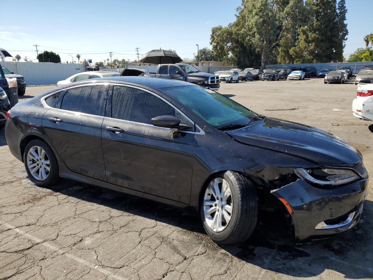 2015 Chrysler 200 Limited - Фото 4