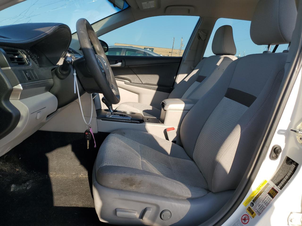 2012 Toyota Camry Base - Фото 7