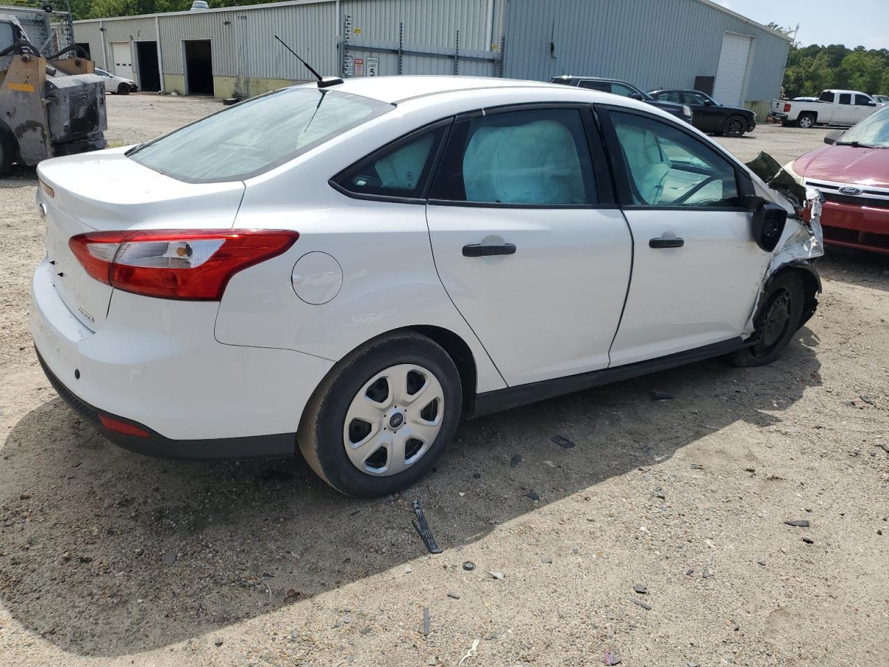 2014 Ford Focus S - Фото 3