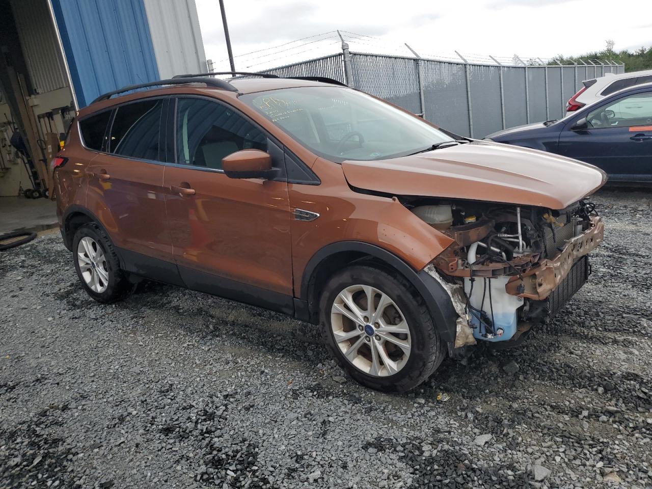2017 Ford Escape Se - Фото 4