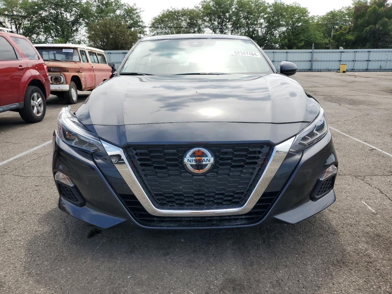2022 Nissan Altima Sv - Фото 5