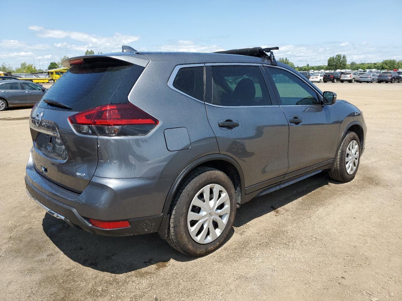 2019 Nissan Rogue S - Image 3
