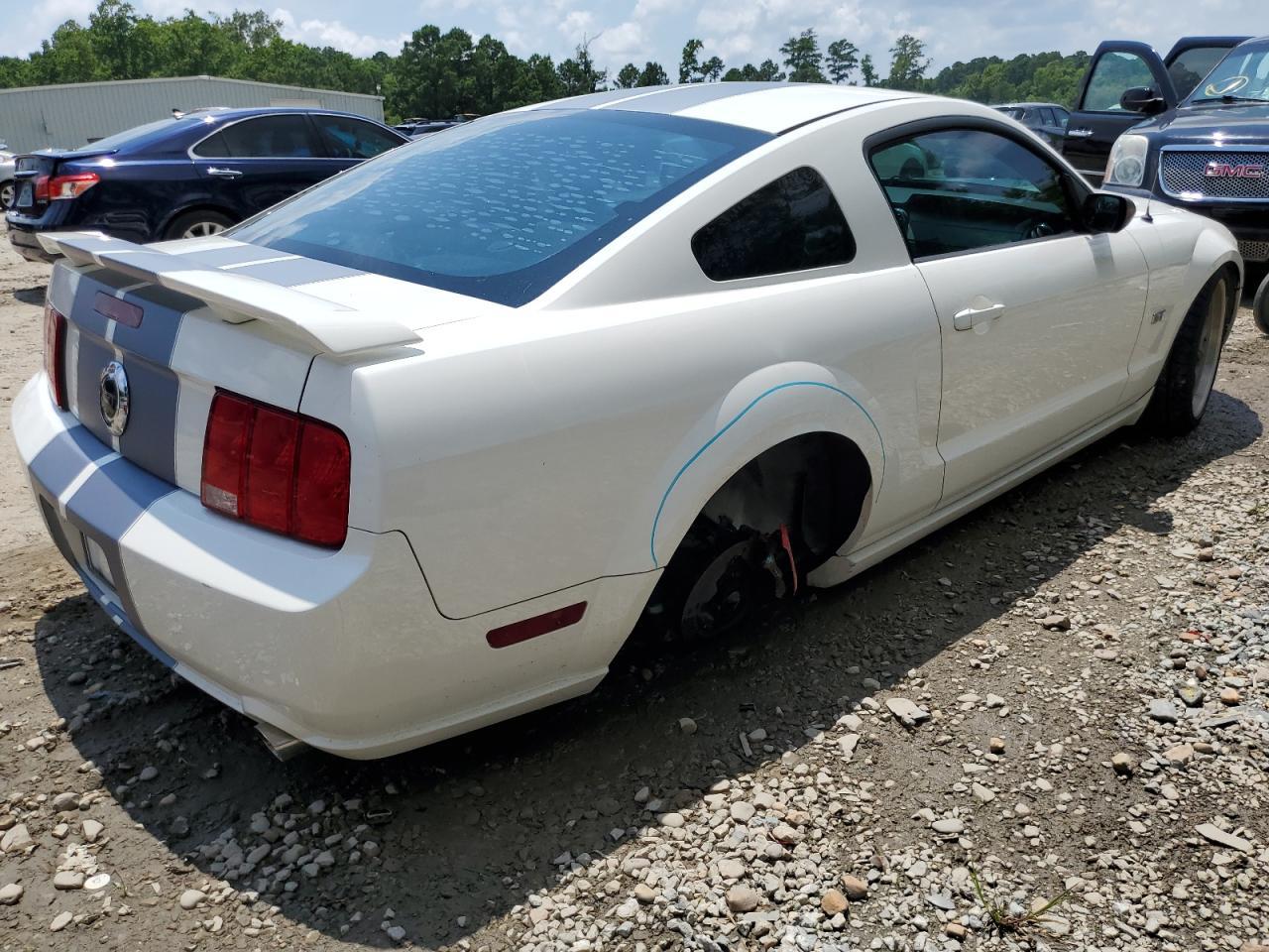 2006 Ford Mustang Gt - Фото 3