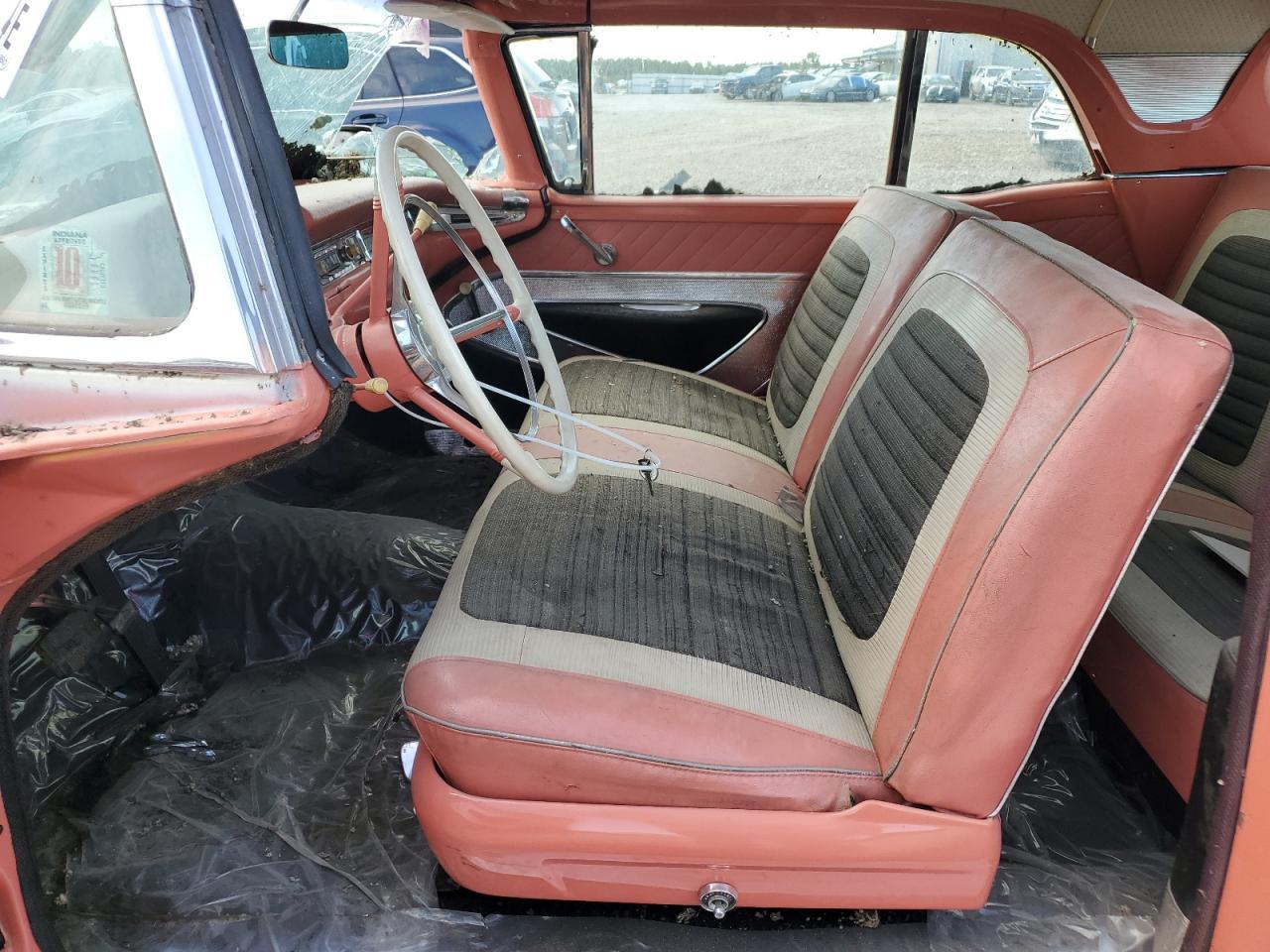 1959 Ford Skyliner - Фото 7