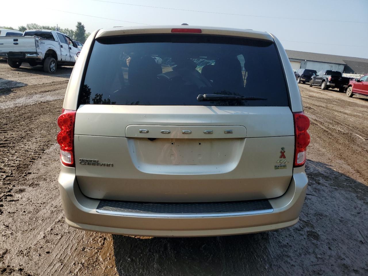 2014 Dodge Grand Caravan R/T - Image 6