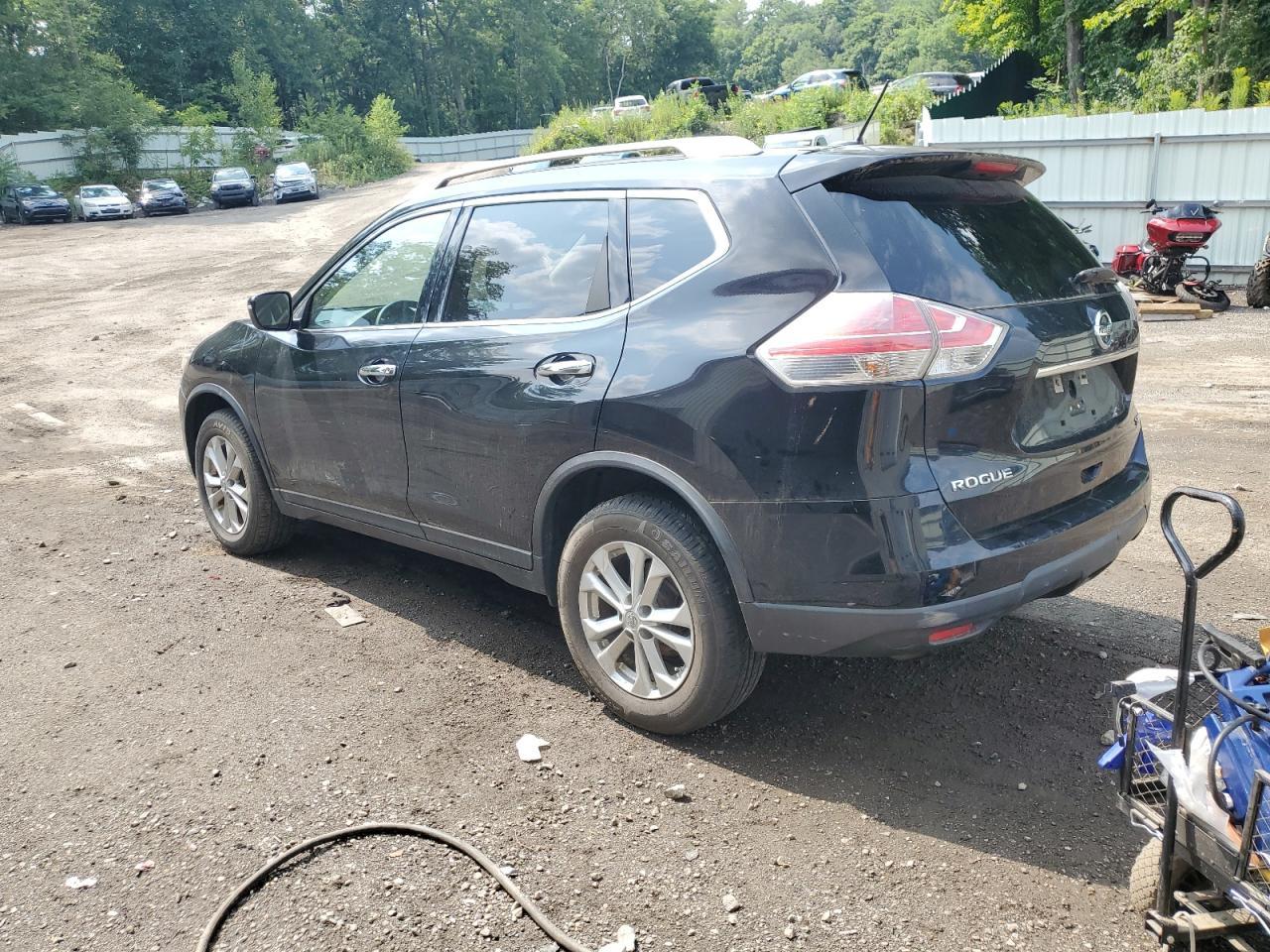 2015 Nissan Rogue S - Image 2