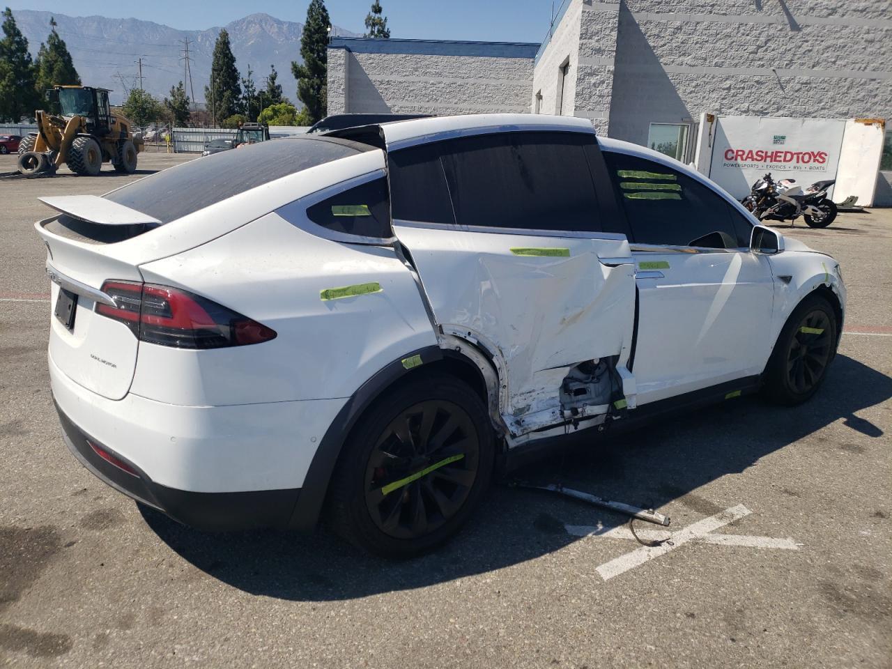 2016 Tesla Model X - Фото 3