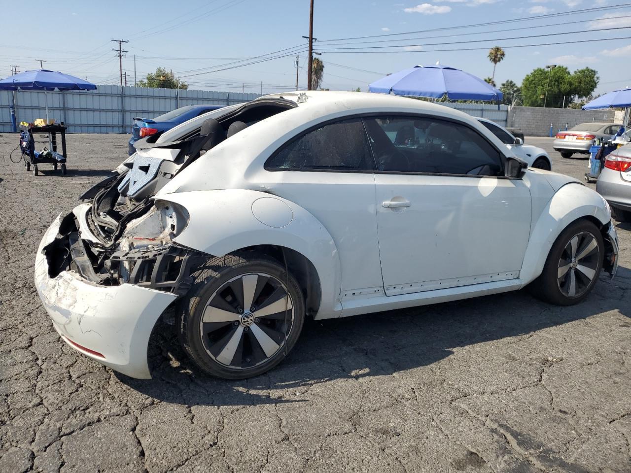 2012 Volkswagen Beetle Turbo - Фото 3