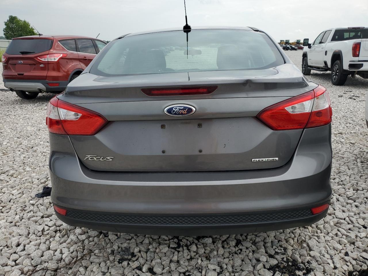 2013 Ford Focus S - Фото 6
