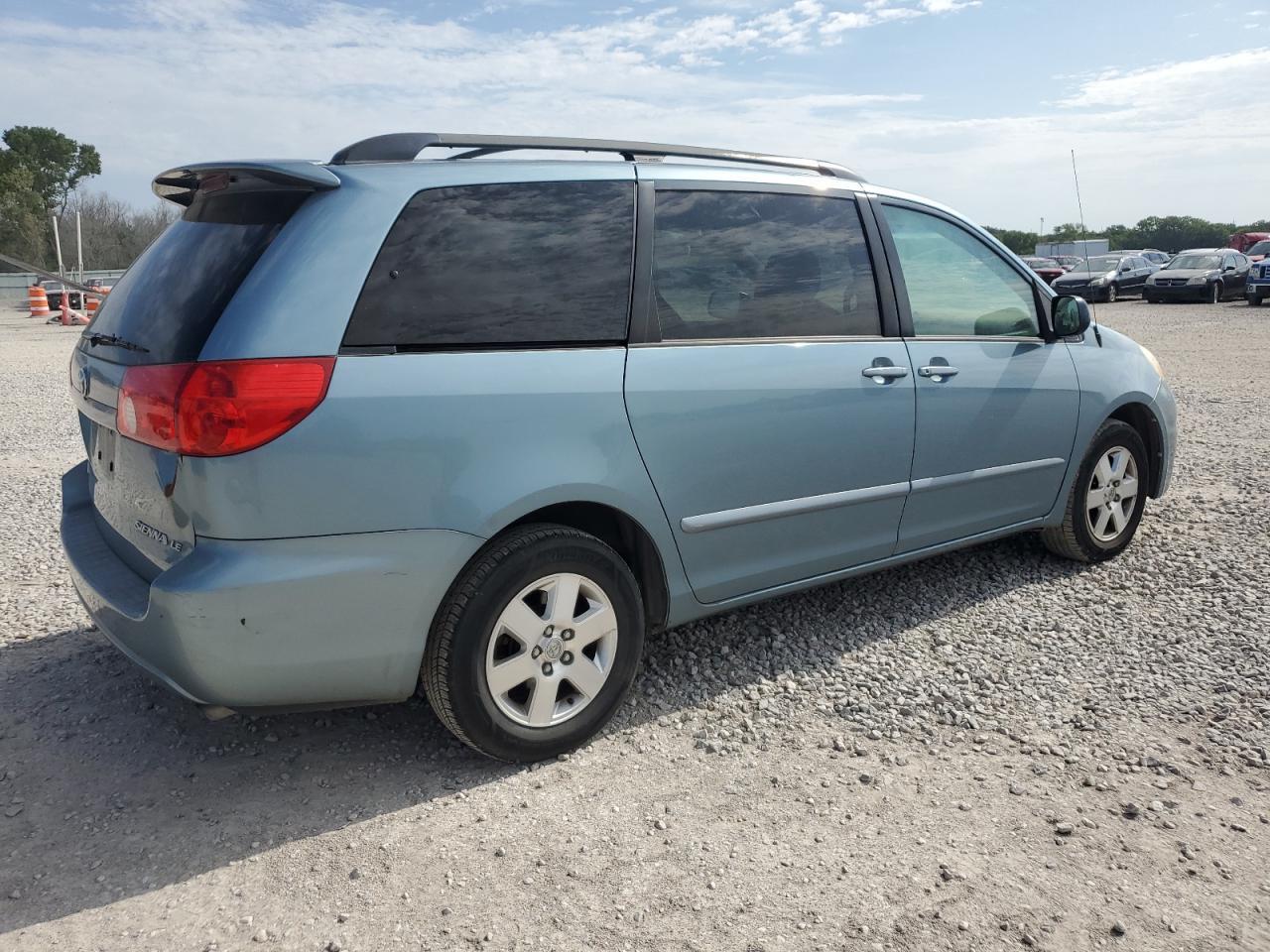 2006 Toyota Sienna Ce - Фото 3
