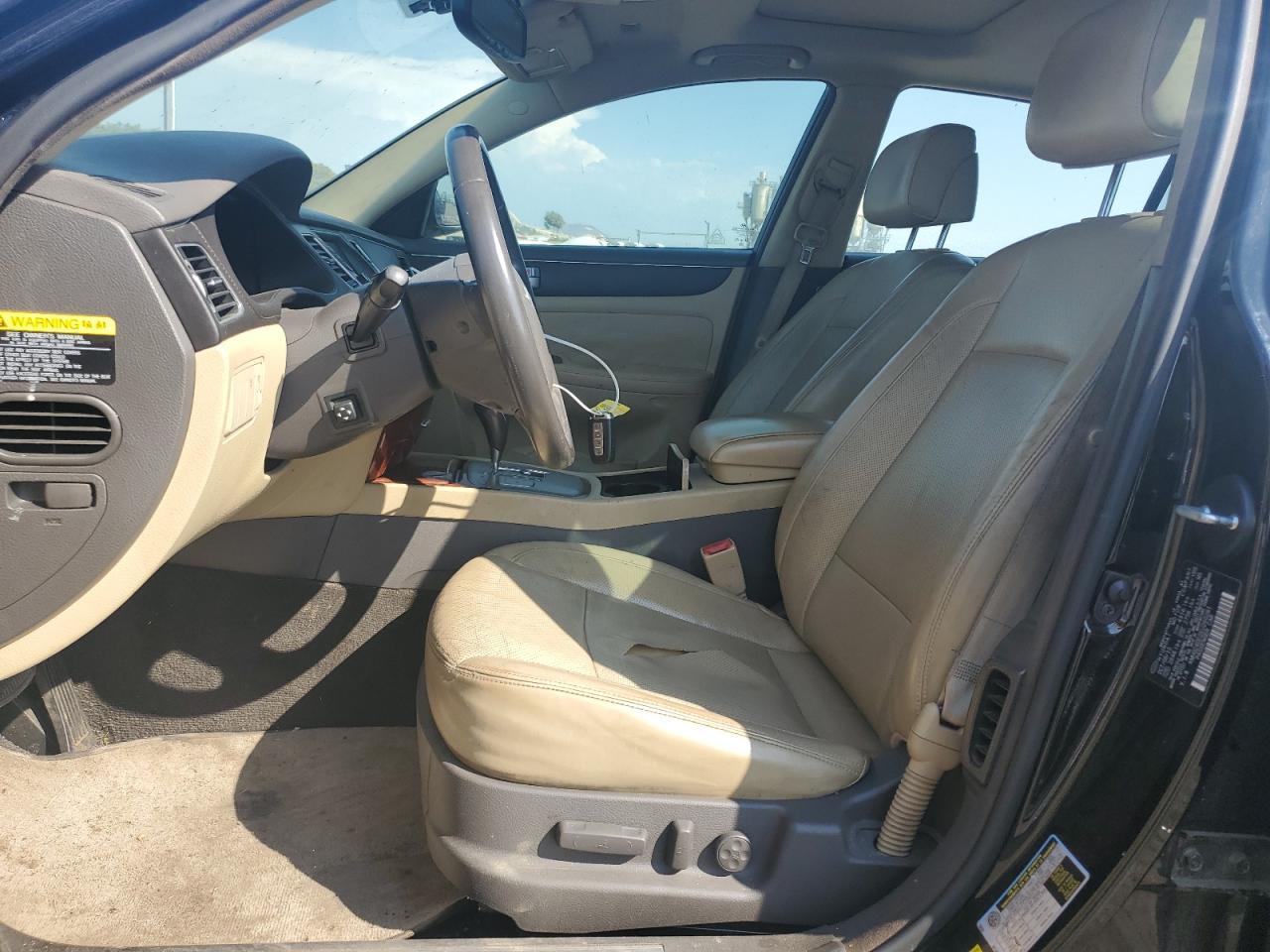 2014 Hyundai Genesis 3.8L - Фото 7