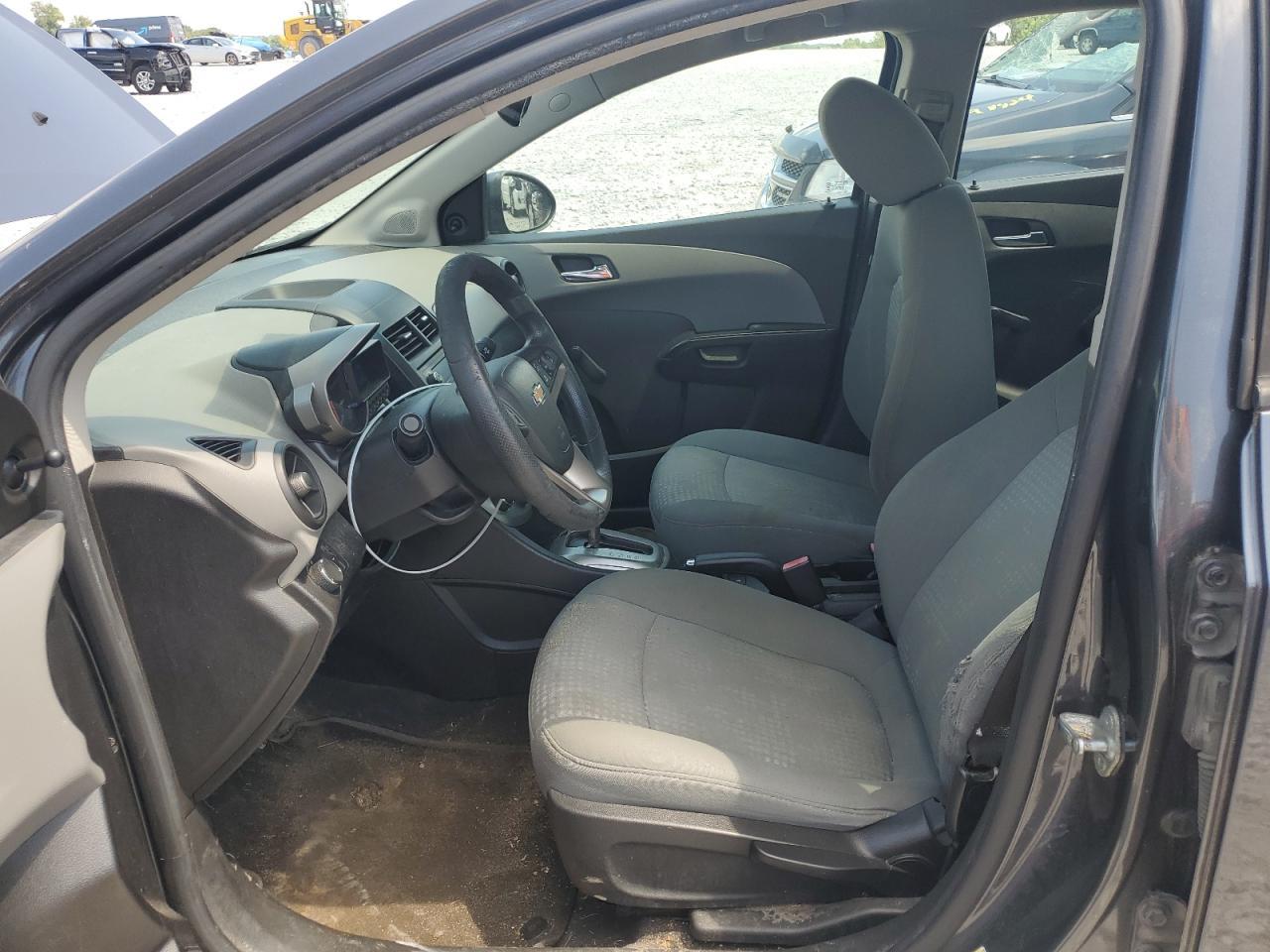 2013 Chevrolet Sonic Ls - Фото 7