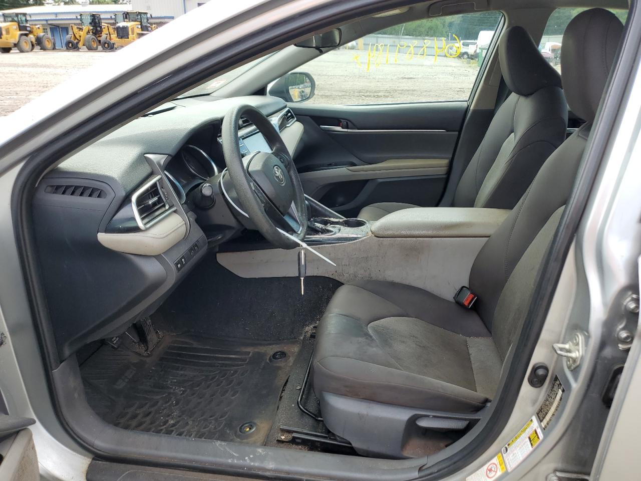 2018 Toyota Camry L - Фото 7