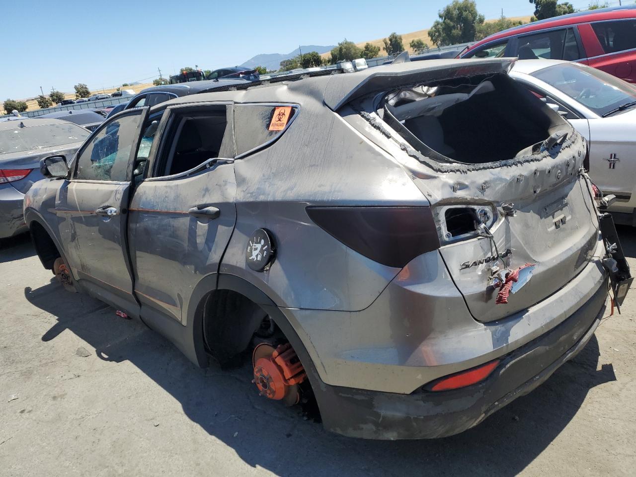 2016 Hyundai Santa Fe Sport - Image 2