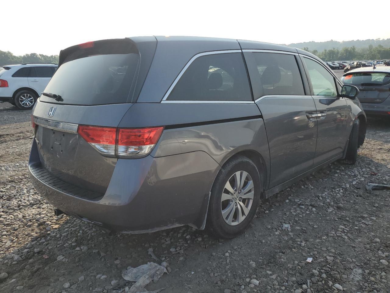 2014 Honda Odyssey Ex - Image 3