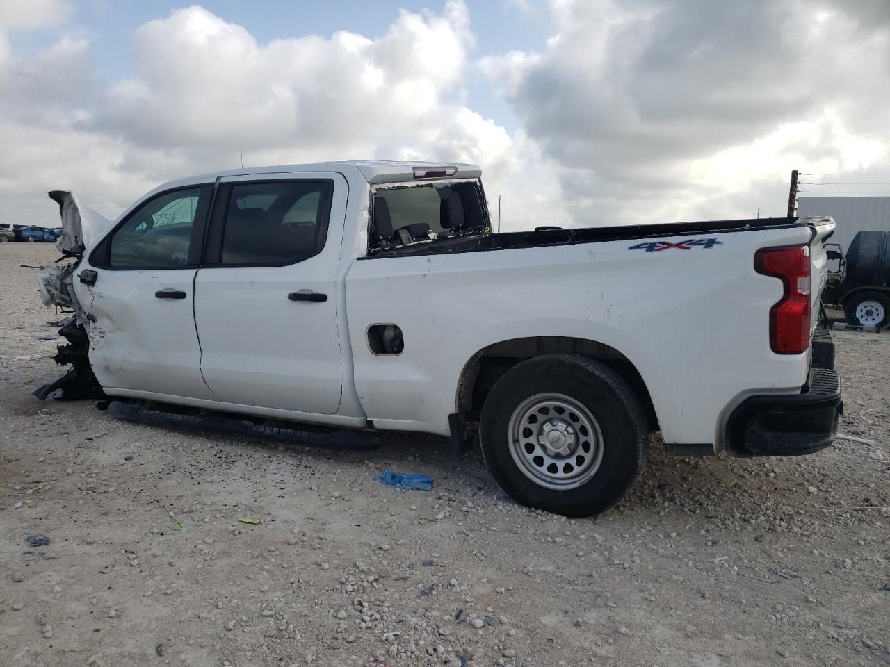 2019 Chevrolet Silverado K1500 - Фото 2