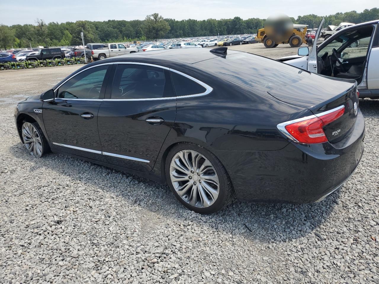 2017 Buick Lacrosse Premium - Фото 2