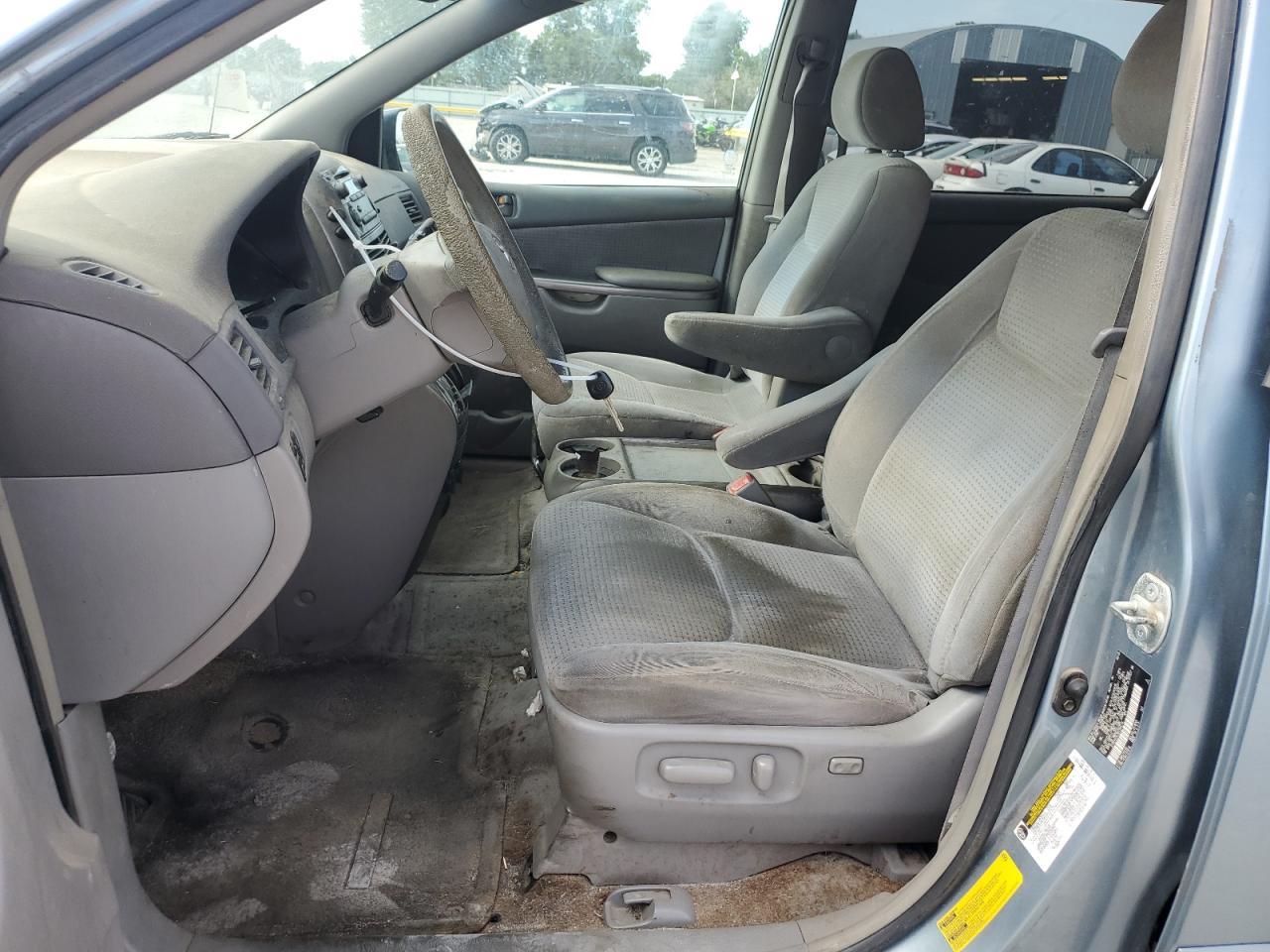 2006 Toyota Sienna Ce - Фото 7