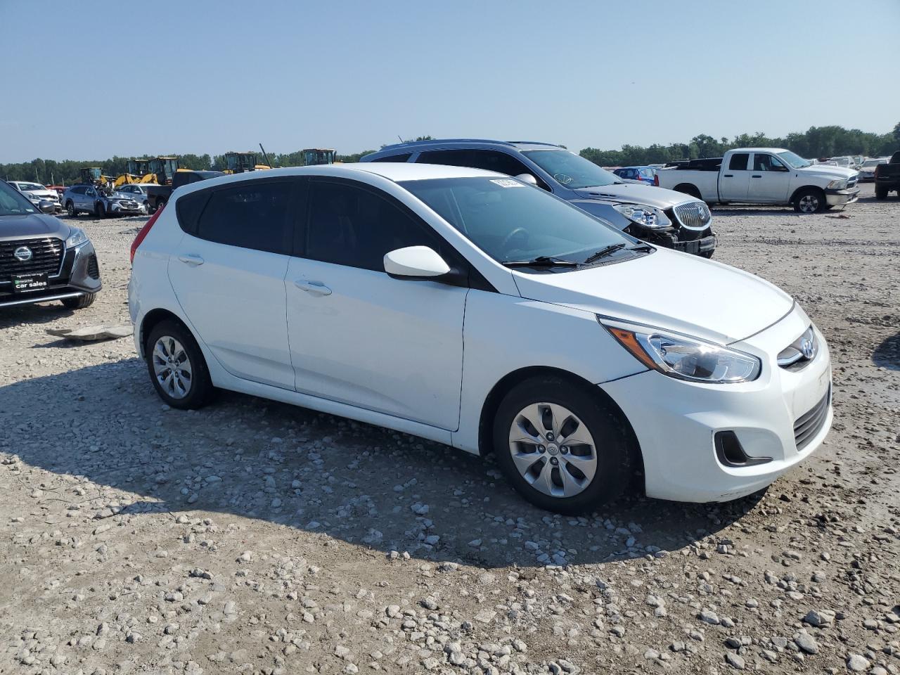 2017 Hyundai Accent Se - Фото 4