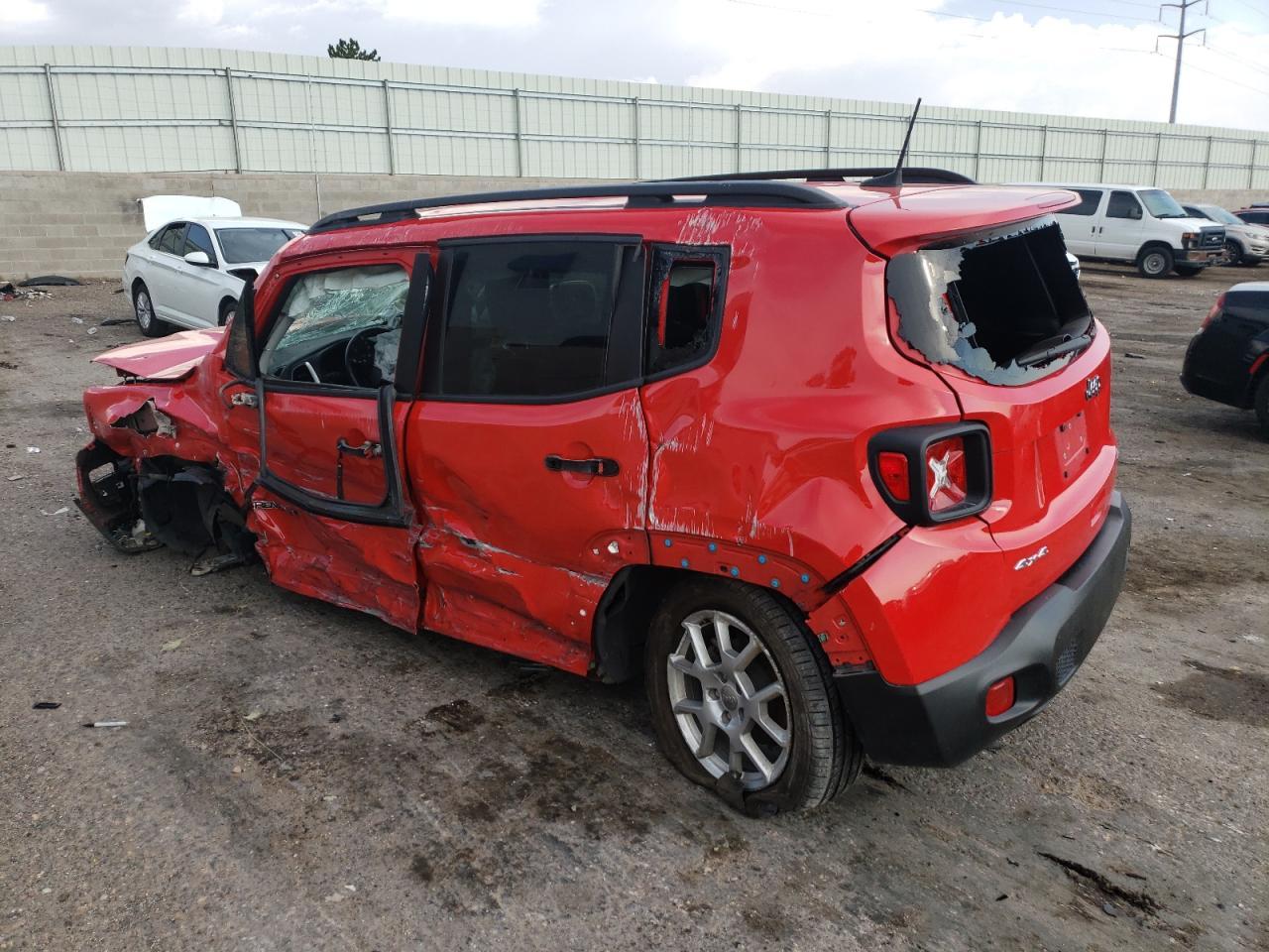 2020 Jeep Renegade Latitude - Фото 2