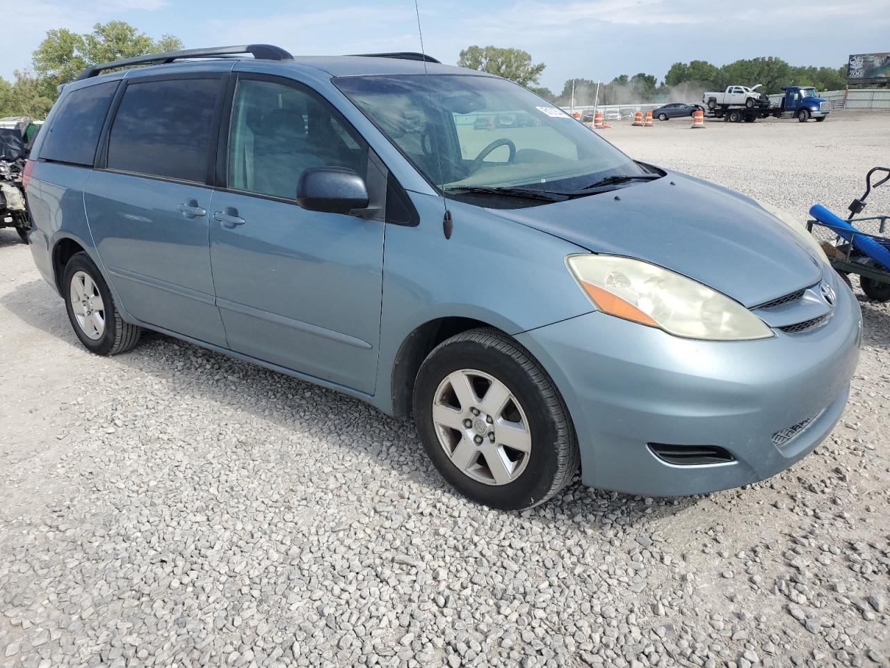 2006 Toyota Sienna Ce - Фото 4