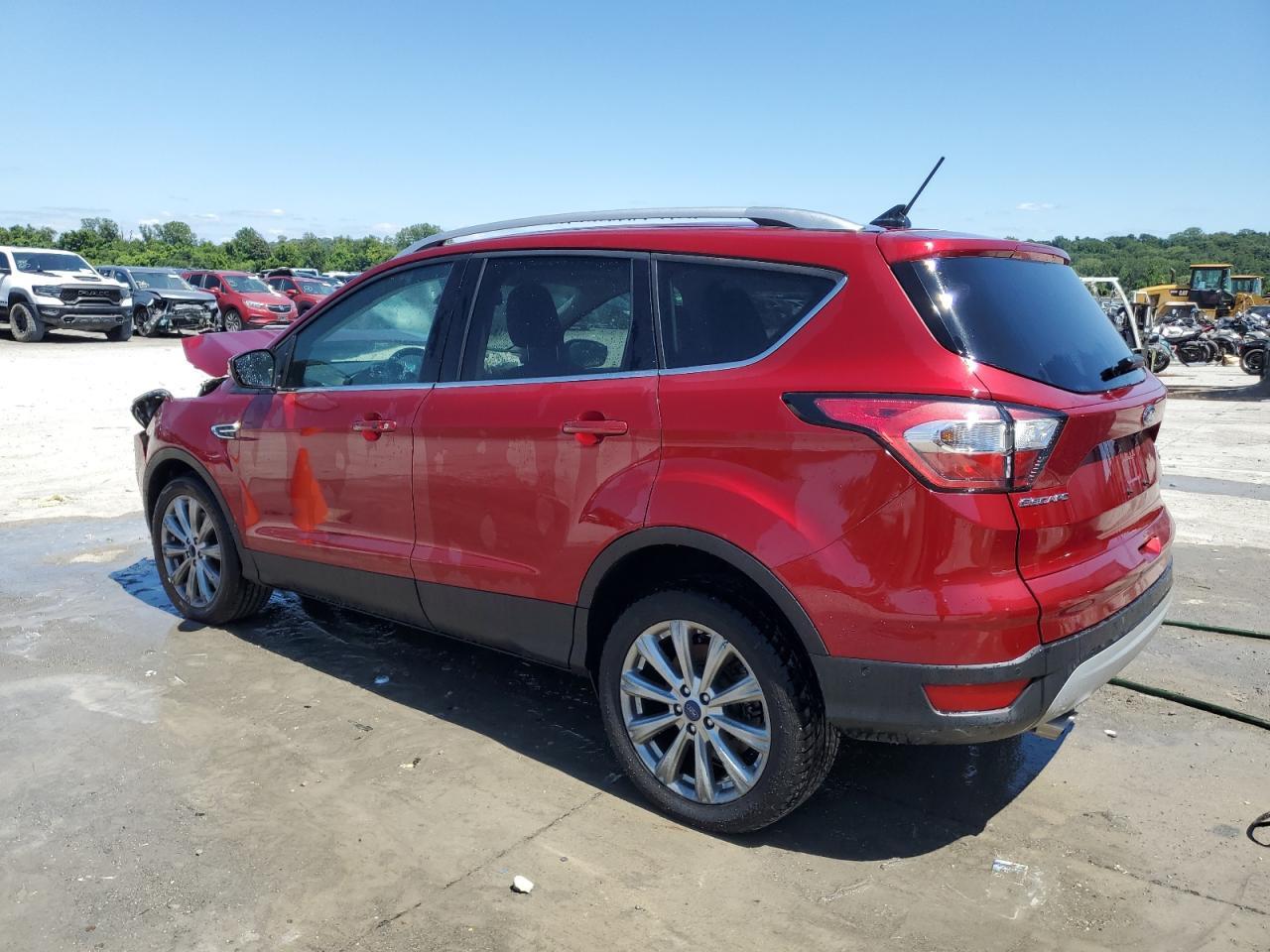 2018 Ford Escape Titanium - Фото 2