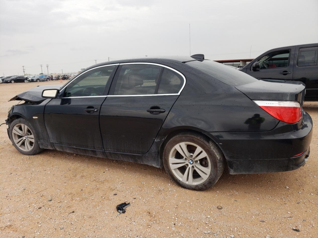 2009 BMW 528 I - Image 2