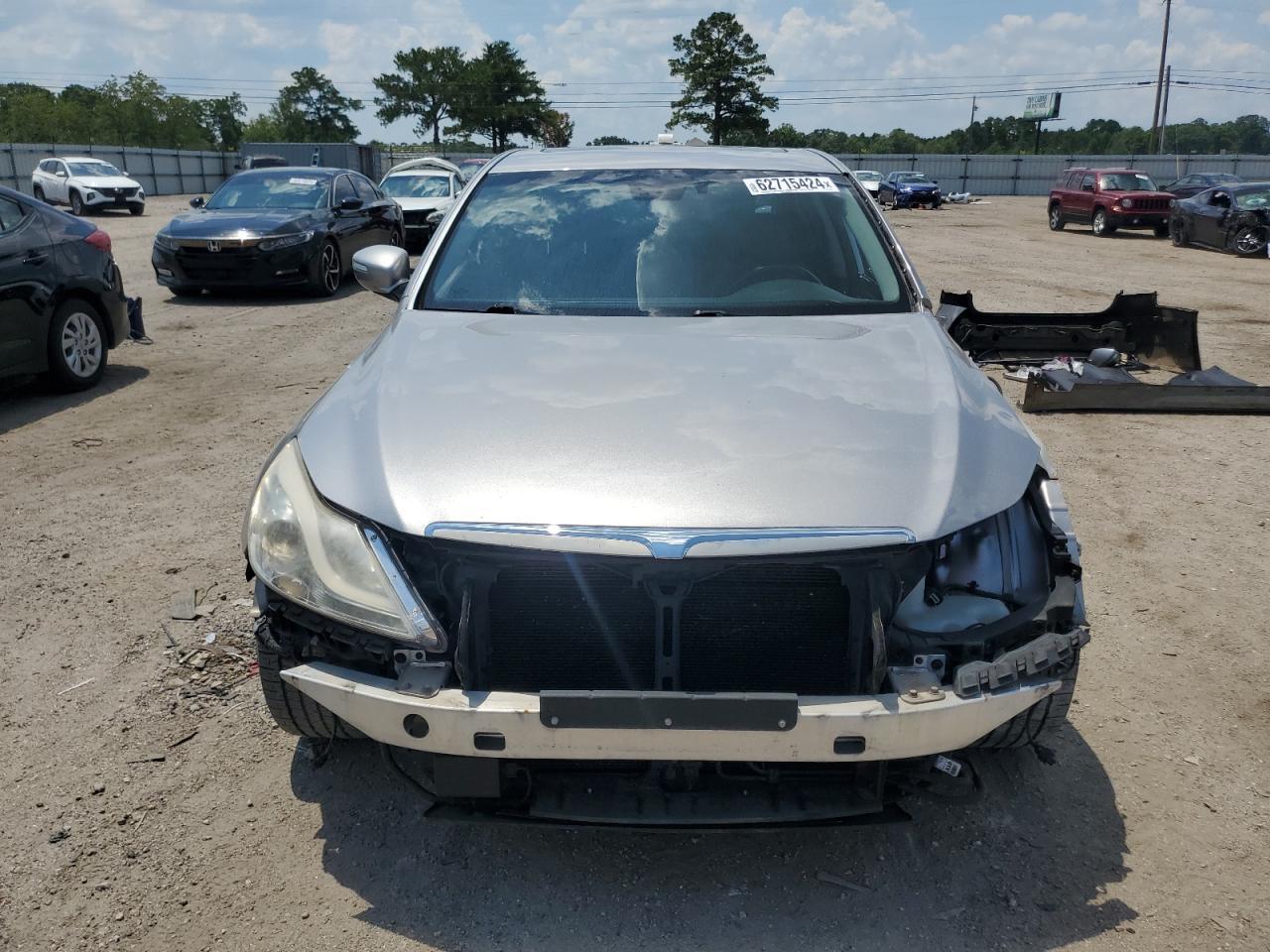 2013 Hyundai Genesis 3.8L - Фото 5