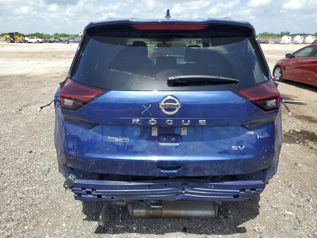 2021 Nissan Rogue Sv - Image 6