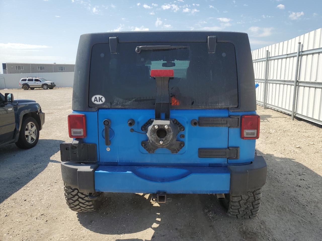 2016 Jeep Wrangler Unlimited Sahara - Фото 6