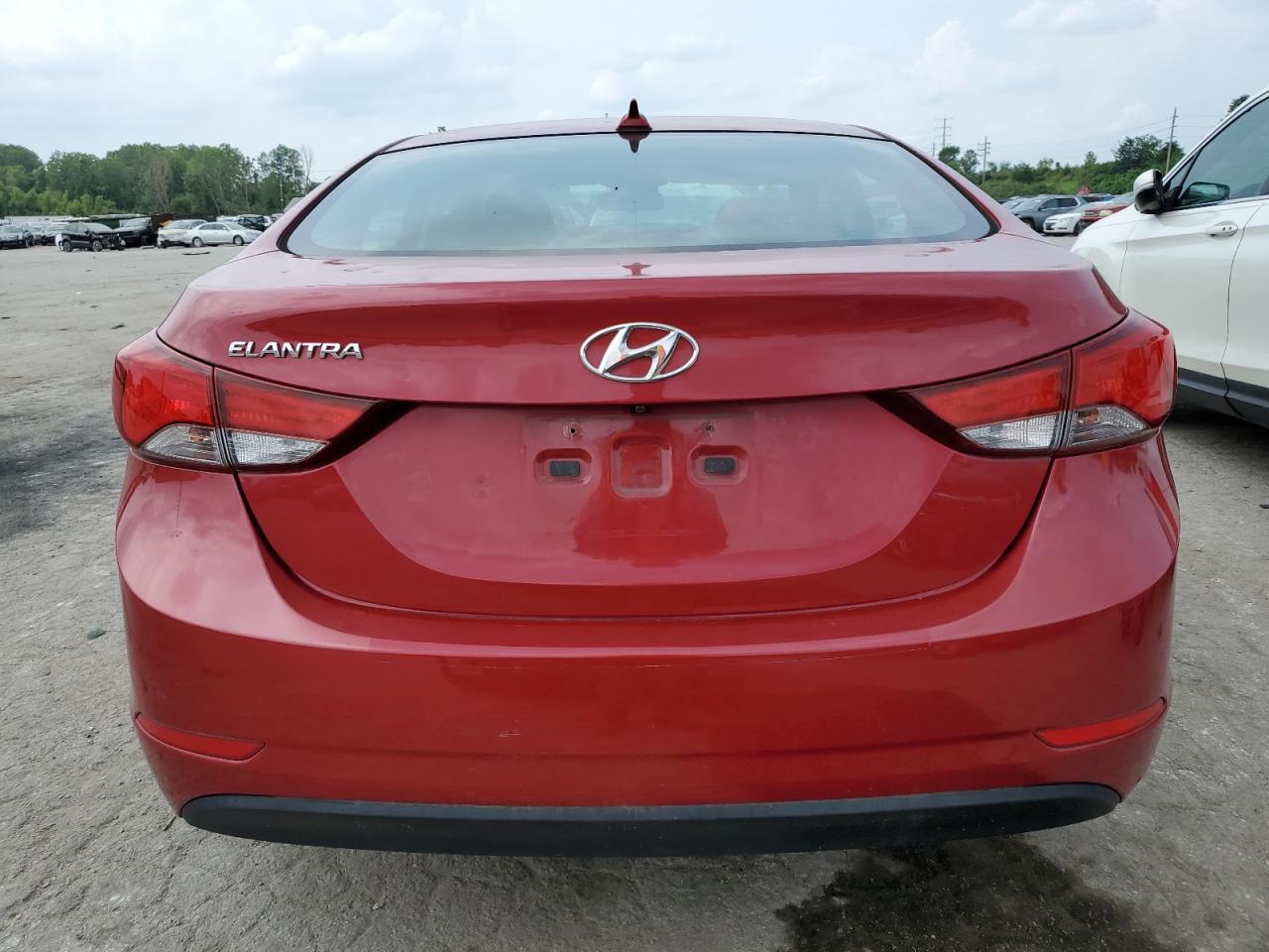 2016 Hyundai Elantra Se - Фото 6