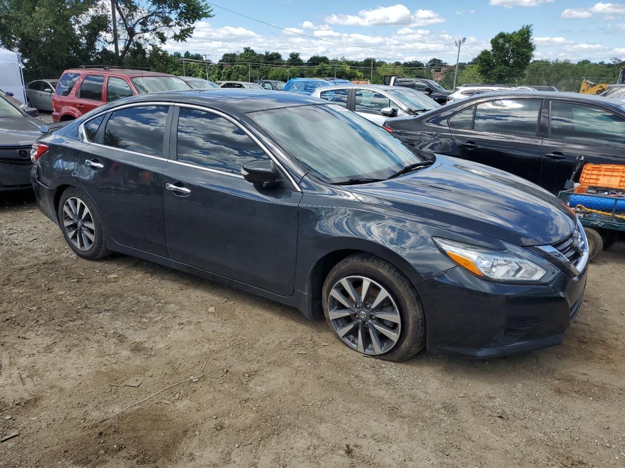 2017 Nissan Altima 2.5 - Фото 4