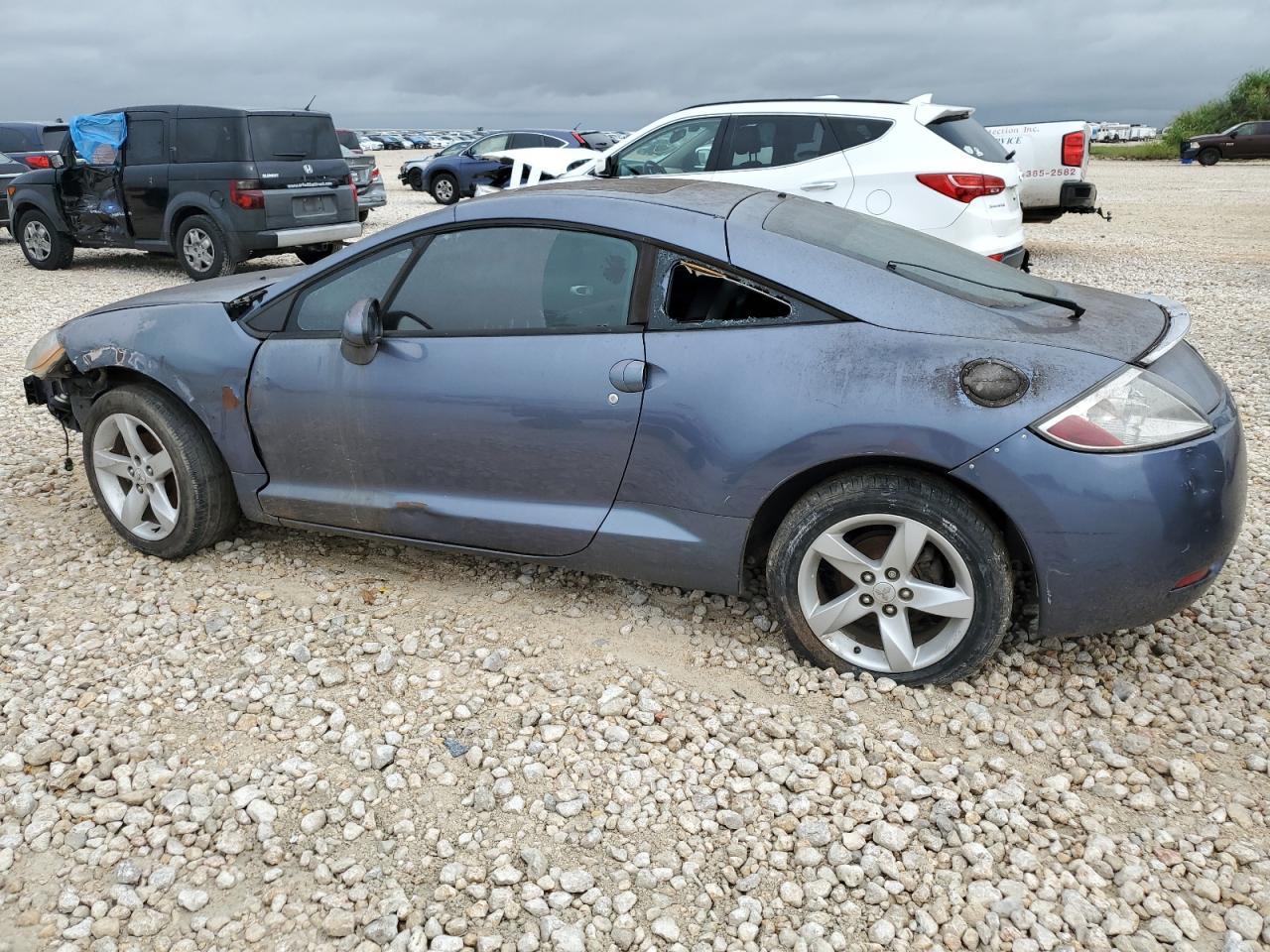2007 Mitsubishi Eclipse Gs - Image 2