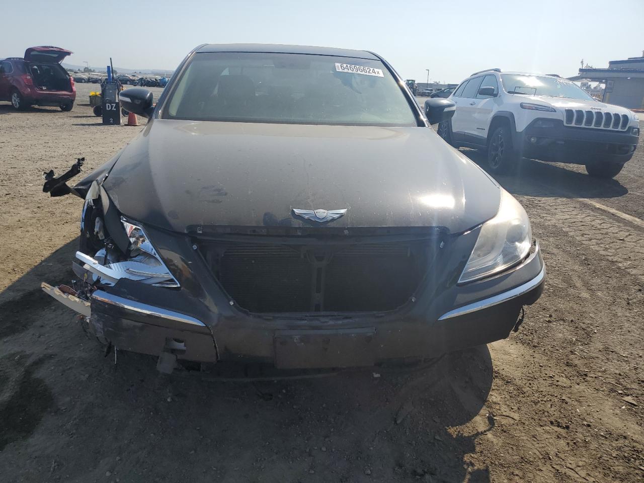 2014 Hyundai Genesis 3.8L - Фото 5