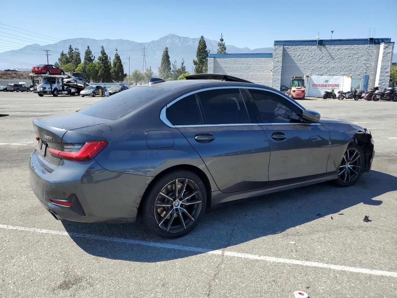 2020 BMW 330I - Image 3
