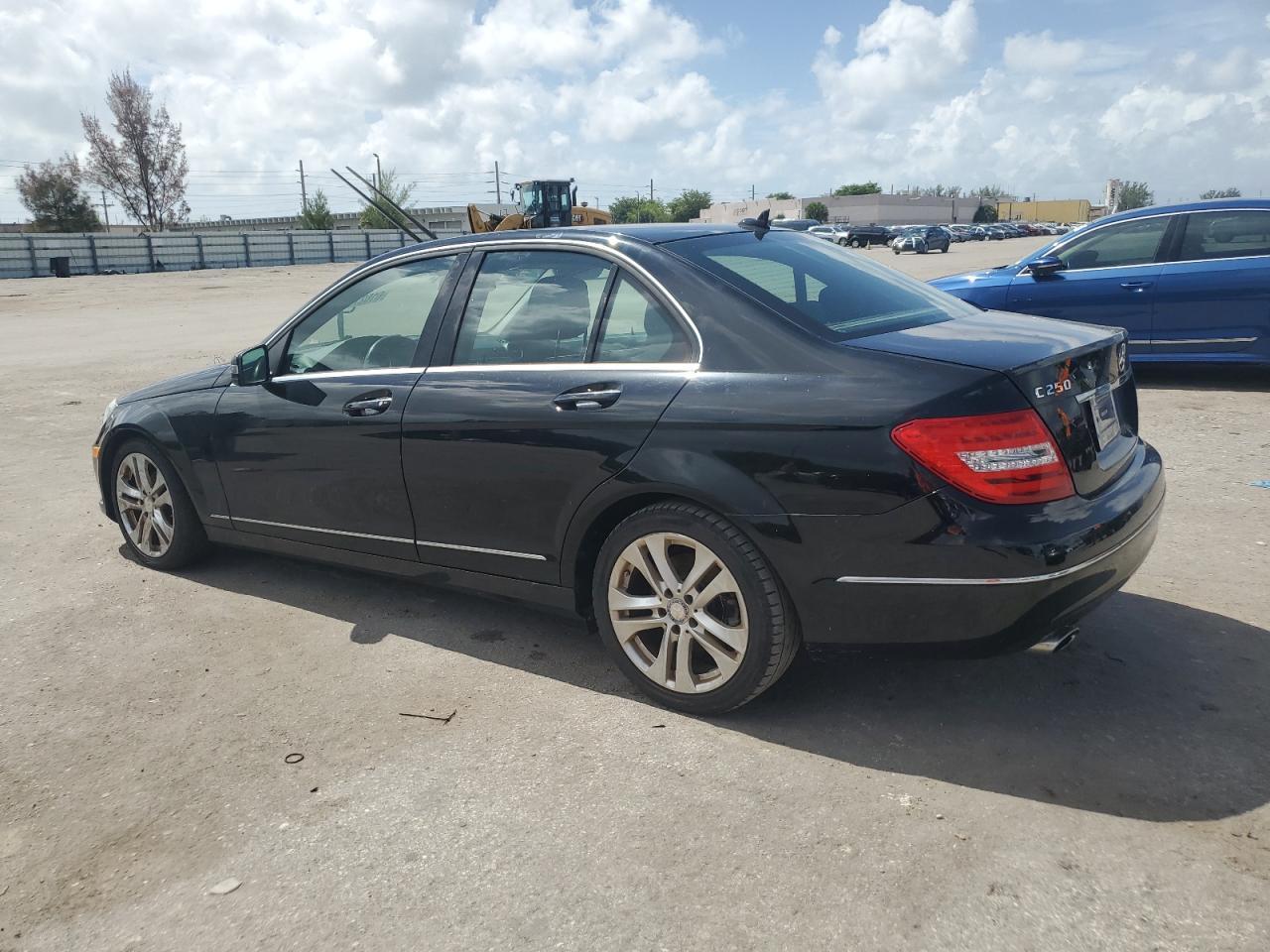 2013 Mercedes-Benz C 250 - Фото 2