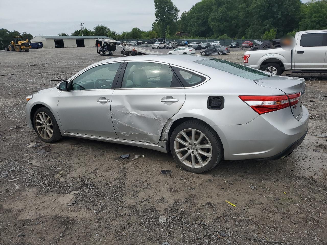 2013 Toyota Avalon Base - Image 2