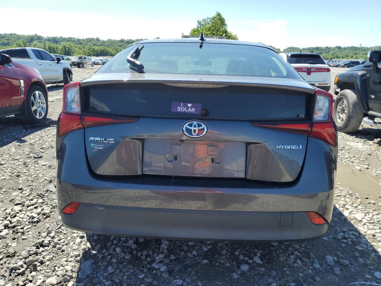 2019 Toyota Prius - Image 6